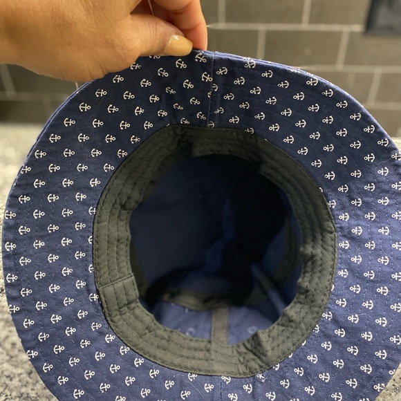 Bucket Hat OS - Picture 2 of 2